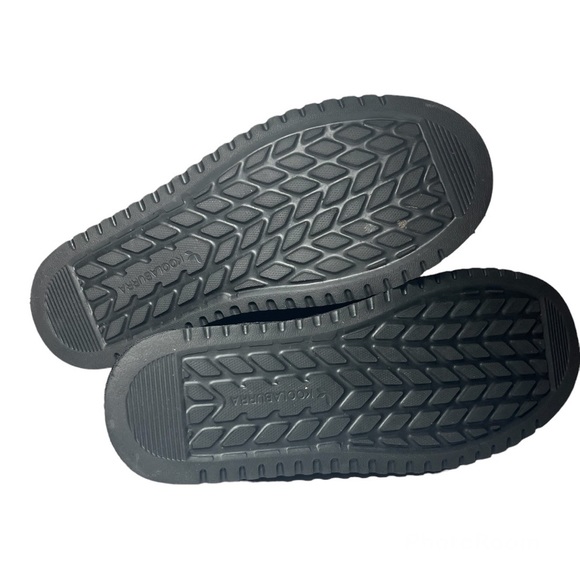 Kookaburra by Ugg. Short boot, suede outer. - Picture 3 of 5